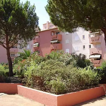 Tres Beau Studio Climatise Dans Avec Parking Couvert * Hyeres